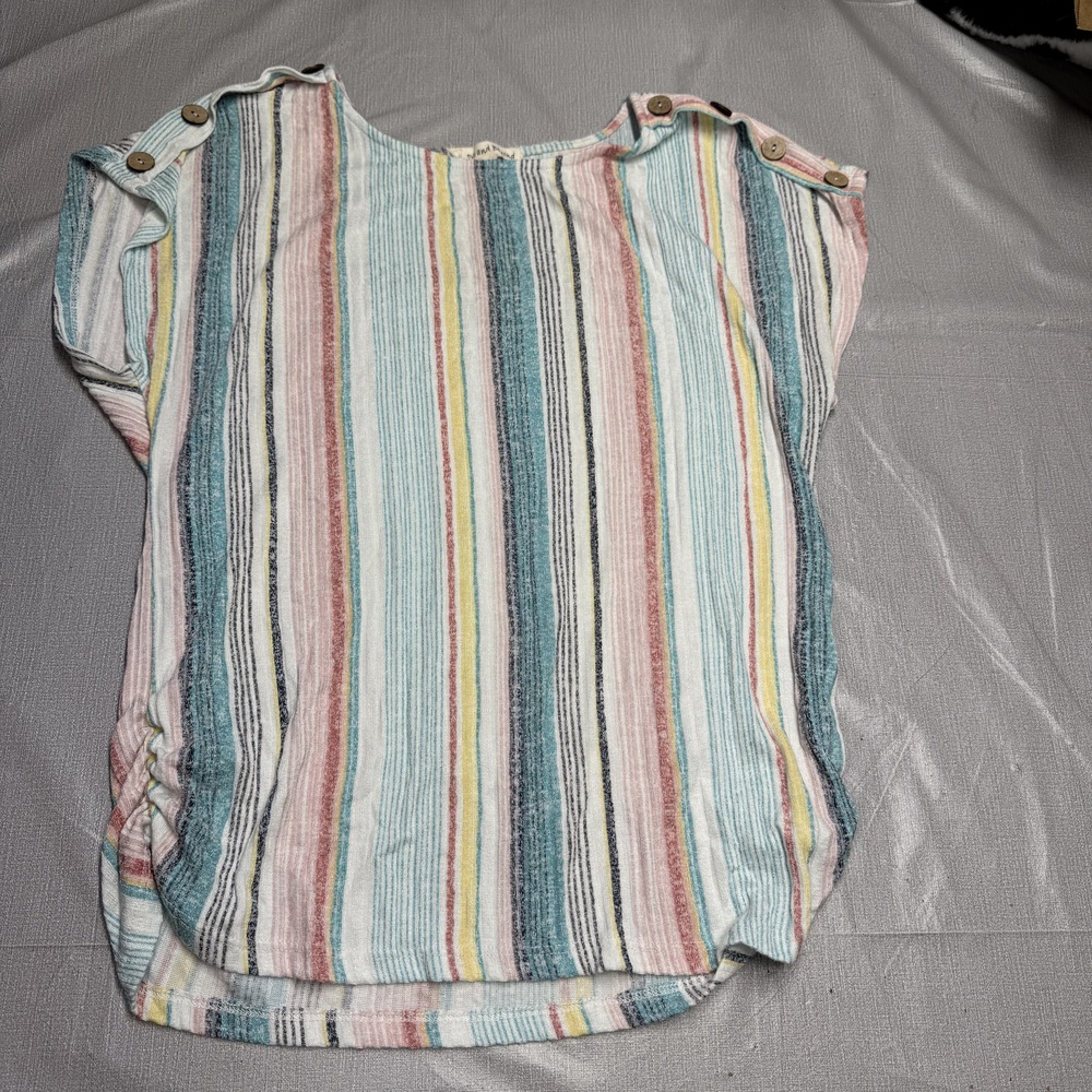 Above and Beyond Womens Top Size L Multicolor Striped Knit